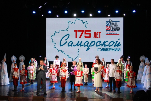 Отчетный концерт народного ансамбля эстрадного танца "Акварели" и народной Данс-Шоу группы "Кабаре"